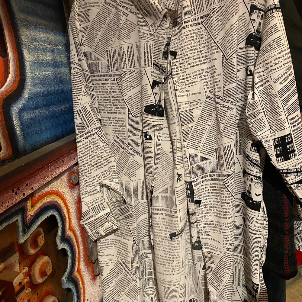 Women's Lon blouse black and white news paper print Desighn size large